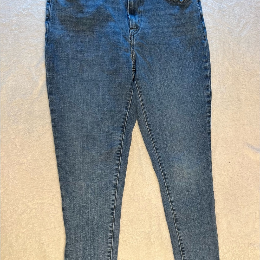 Levi’s 721 High Rise Skinny Jeans Women’s Size 29 Medium Wash Blue